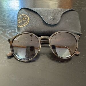 Ray-Ban Classic Black Sunglasses